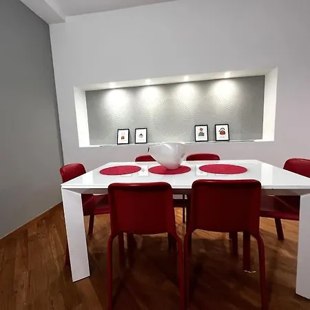 La Casa Di Lucrezia Bari